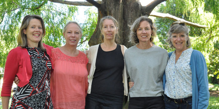 Offering A Helping Hand Through Counselling